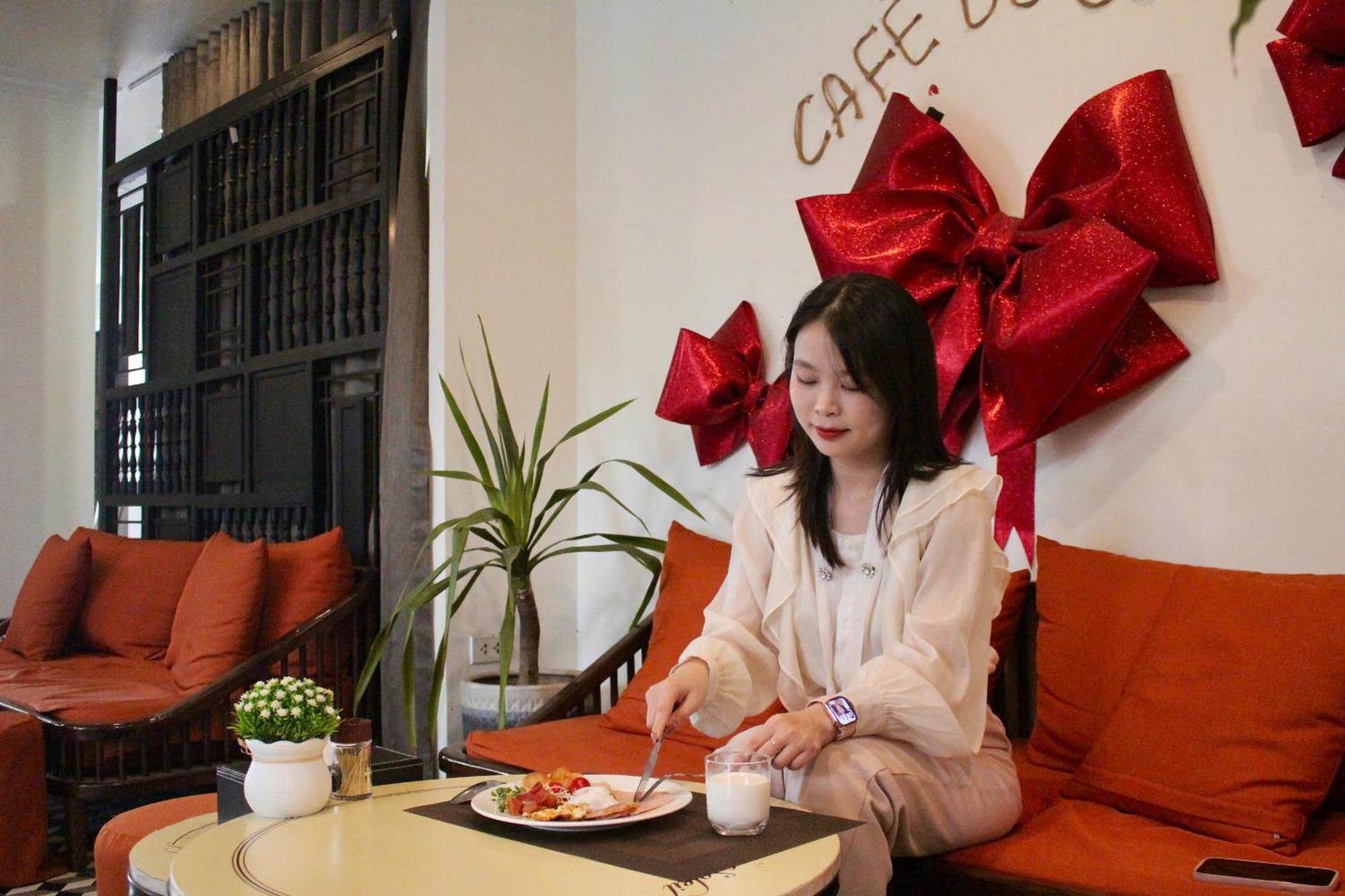 22Land Moon West Lake Hanoi Esterno foto